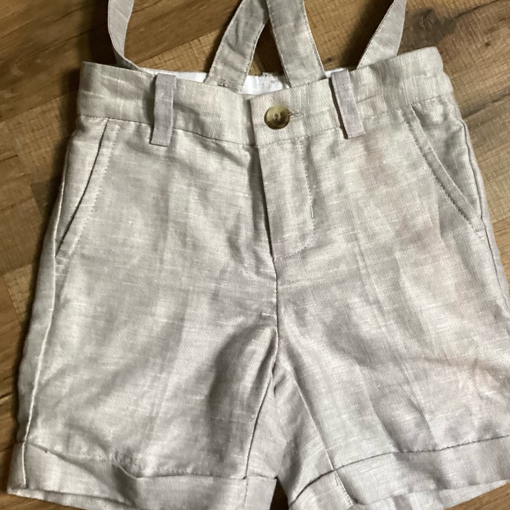 Janie & Jack Linen/cotton shorts with Suspenders.